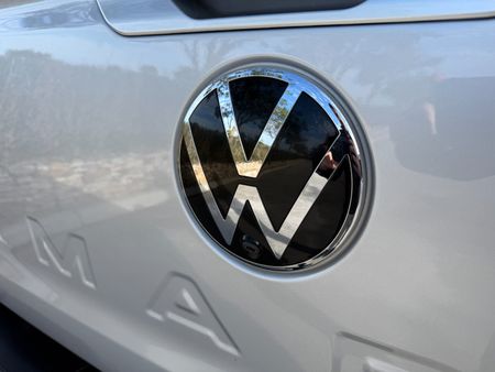 2023-Volkswagen-Amarok-20-TDI-125kW-Life-Double-Cab_10