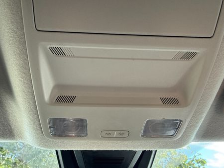 2023-Volkswagen-Amarok-20-TDI-125kW-Life-Double-Cab_31