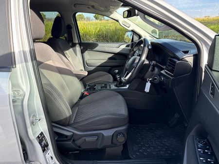 2023-Volkswagen-Amarok-20-TDI-125kW-Life-Double-Cab_33