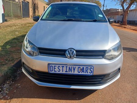2020-Volkswagen-Polo-Vivo-14-Trendline-5-dr_4