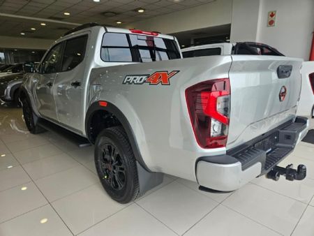 2026-Nissan-Navara-25-DDTi-PRO-4X-4X4-Auto-Double-Cab_4