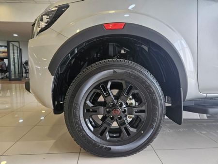 2026-Nissan-Navara-25-DDTi-PRO-4X-4X4-Auto-Double-Cab_6