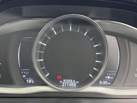 2014-Volvo-S60-T5-Elite-Auto-Drive-E_9