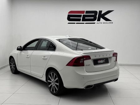 2014-Volvo-S60-T5-Elite-Auto-Drive-E_3