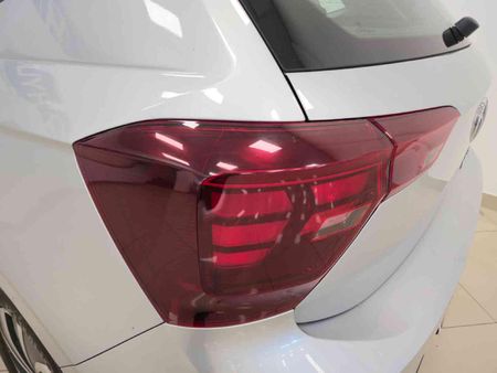 2025-Volkswagen-Polo-10-TSI-Life-Auto-DSG_27