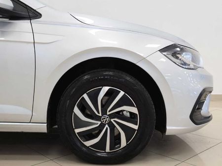 2025-Volkswagen-Polo-10-TSI-Life-Auto-DSG_6