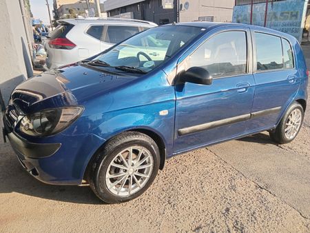 2008-Hyundai-Getz-14_1