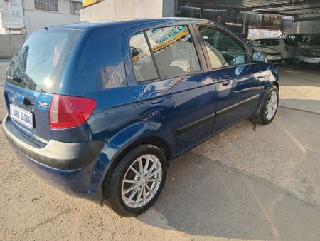 2008-Hyundai-Getz-14_5
