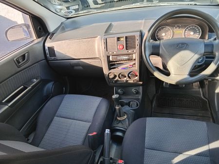 2008-Hyundai-Getz-14_8
