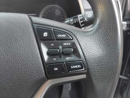 2018-Hyundai-Tucson-20-Premium_12