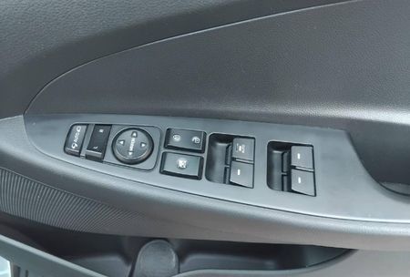 2018-Hyundai-Tucson-20-Premium_15