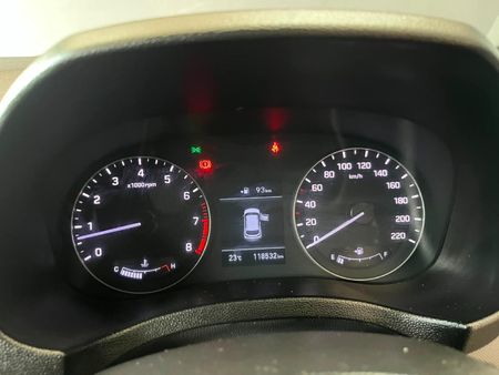 2018-Hyundai-Creta-16-Executive_12