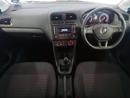 2023-Volkswagen-Polo-Vivo-14-Trendline-5-dr_9