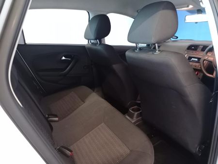 2023-Volkswagen-Polo-Vivo-14-Trendline-5-dr_25