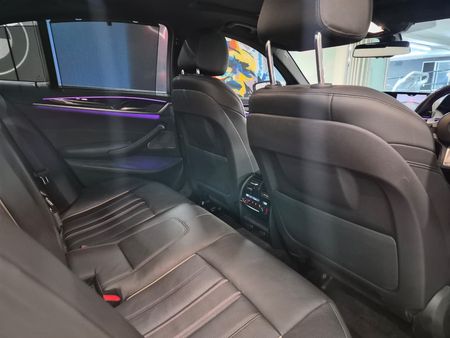 2020-BMW-5-Series-540i-M-Sport-Auto_6