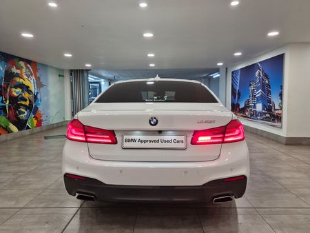 2020-BMW-5-Series-540i-M-Sport-Auto_8