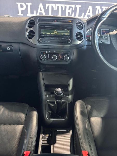 2013-Volkswagen-Tiguan-20-TDI-Bluemotion-Trend-Fun_11