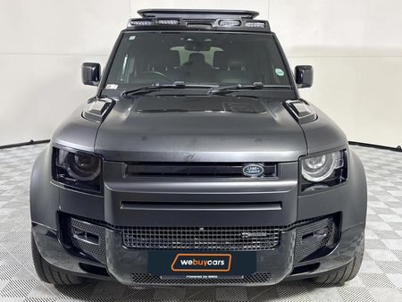2022-Land-Rover-Defender-130-D300-X-Dynamic-HSE_13