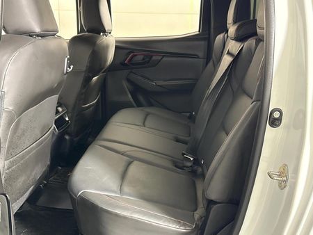 2025-Isuzu-D-Max-19-DDI-HR-X-Rider-Double-Cab_3