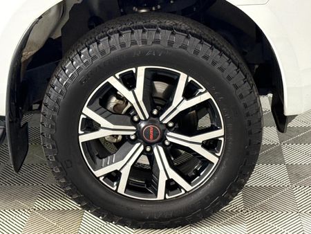 2025-Isuzu-D-Max-19-DDI-HR-X-Rider-Double-Cab_5