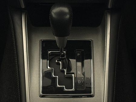 2022-Mitsubishi-Triton-24-Di-Dc-Auto-Double-Cab_10