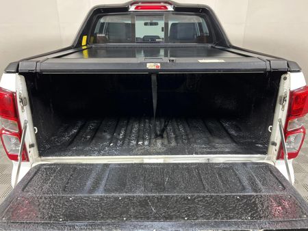 2023-Isuzu-D-Max-19-DDI-HR-LS-Auto-Double-Cab_13