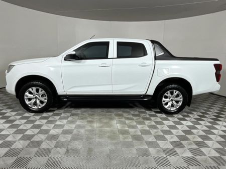 2023-Isuzu-D-Max-19-DDI-HR-LS-Auto-Double-Cab_19