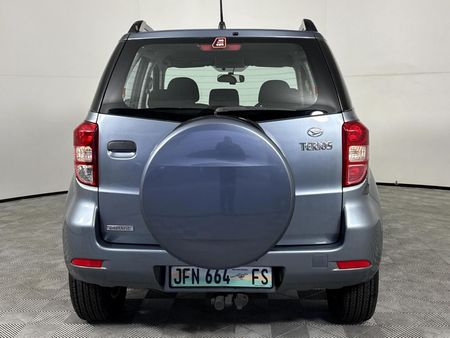 2010-Daihatsu-Terios_17