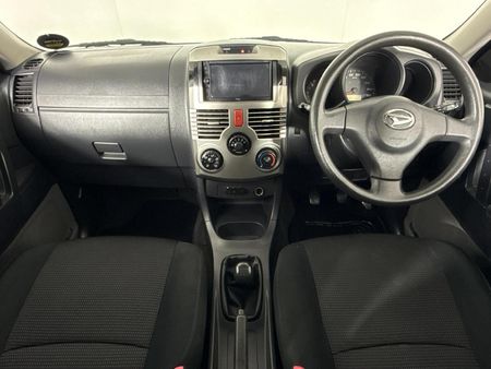 2010-Daihatsu-Terios_1