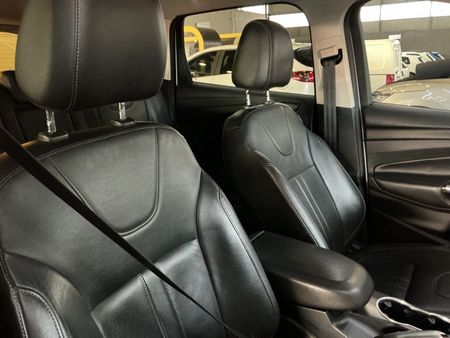 2014-Ford-Kuga-20-TDCi-Titanium-AWD-Auto_13