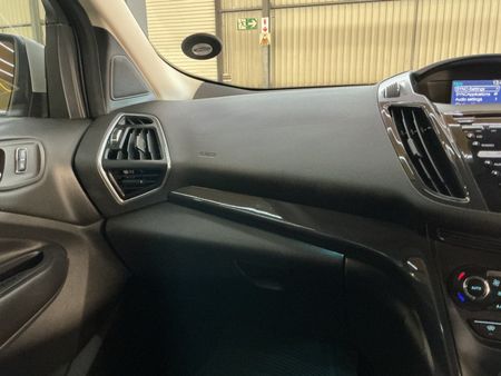 2014-Ford-Kuga-20-TDCi-Titanium-AWD-Auto_20