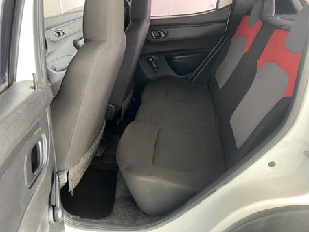 2017-Renault-Kwid-10-Dynamique_13