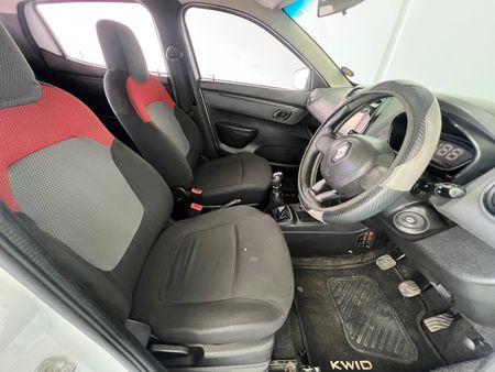 2017-Renault-Kwid-10-Dynamique_16