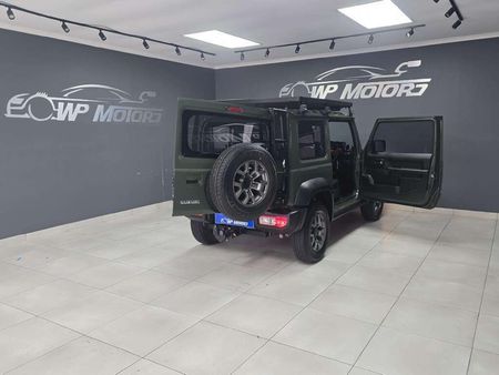 2022-Suzuki-Jimny-15-GLX_9