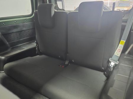 2022-Suzuki-Jimny-15-GLX_16