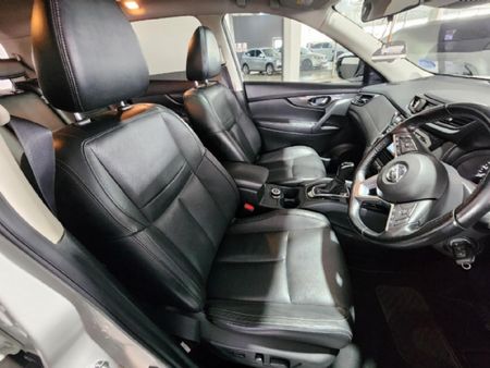 2020-Nissan-X-Trail-25-Tekna-4x4-Auto-7-seat_10