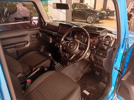 2022-Suzuki-Jimny-15-GLX_8
