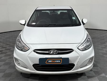 2019-Hyundai-Accent-16-GLS-Fluid_10