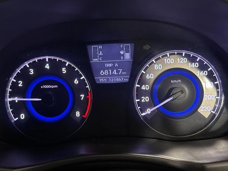2019-Hyundai-Accent-16-GLS-Fluid_2