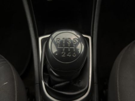 2019-Hyundai-Accent-16-GLS-Fluid_6