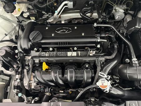 2019-Hyundai-Accent-16-GLS-Fluid_8