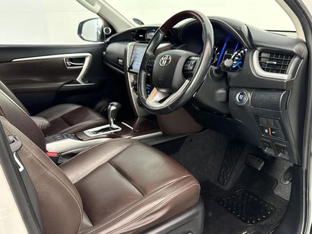2020-Toyota-Fortuner-28-GD-6-Epic-Auto_9