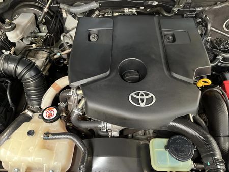 2020-Toyota-Fortuner-28-GD-6-Epic-Auto_12