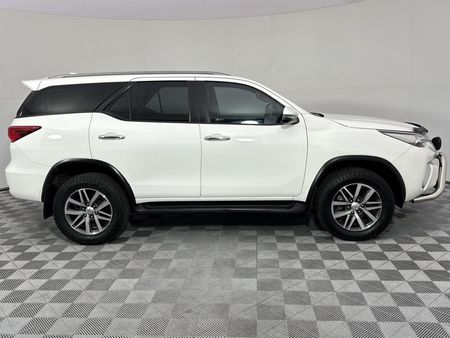 2020-Toyota-Fortuner-28-GD-6-Epic-Auto_16