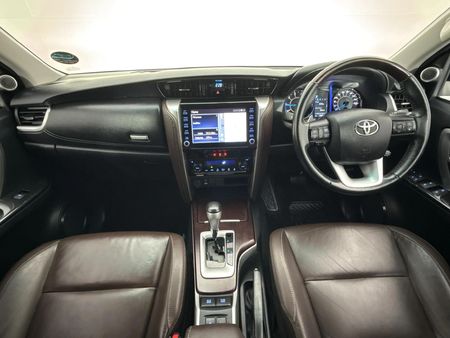 2020-Toyota-Fortuner-28-GD-6-Epic-Auto_1