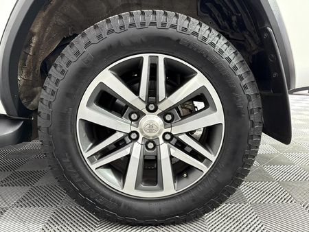 2020-Toyota-Fortuner-28-GD-6-Epic-Auto_7
