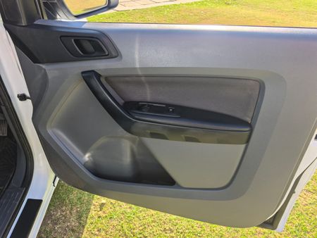 2015-Ford-Ranger-22-TDCi-XL-SuperCab_12