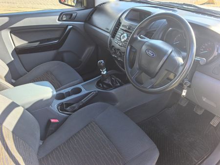 2015-Ford-Ranger-22-TDCi-XL-SuperCab_16