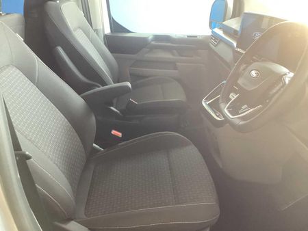 2026-Ford-Tourneo-Custom-20-TDCi-LWB-Trend-Auto_8