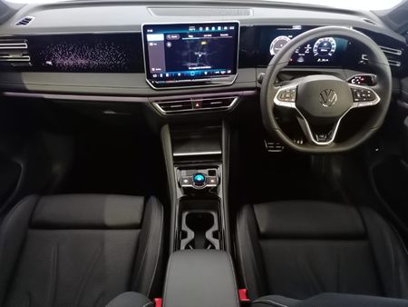 2026-Volkswagen-Tiguan-14TSI-R-Line_14